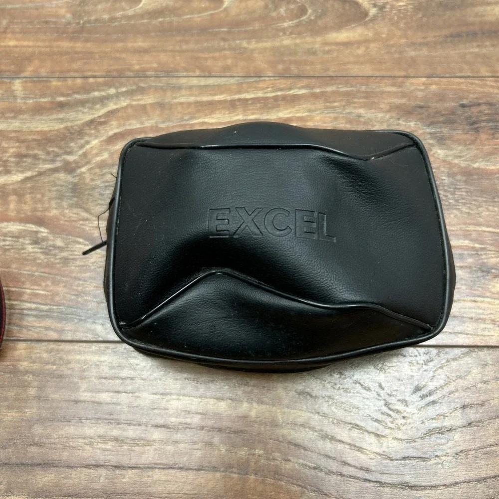 Excel Deluxe-I 35MM Film Camera with Strap And Original‎ Case Untested